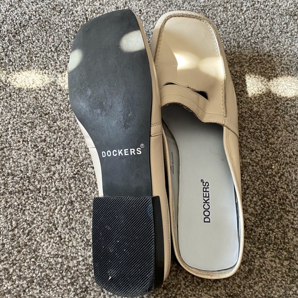 Women’s shoes - Picture 3 of 5